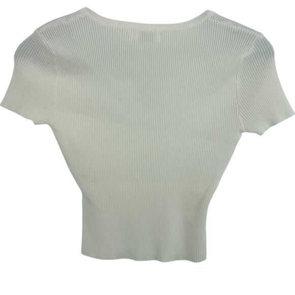 The Workshop Cropped Sweater Large Cream Short Sleeve Gold Button Womens Basic - Picture 2 of 3